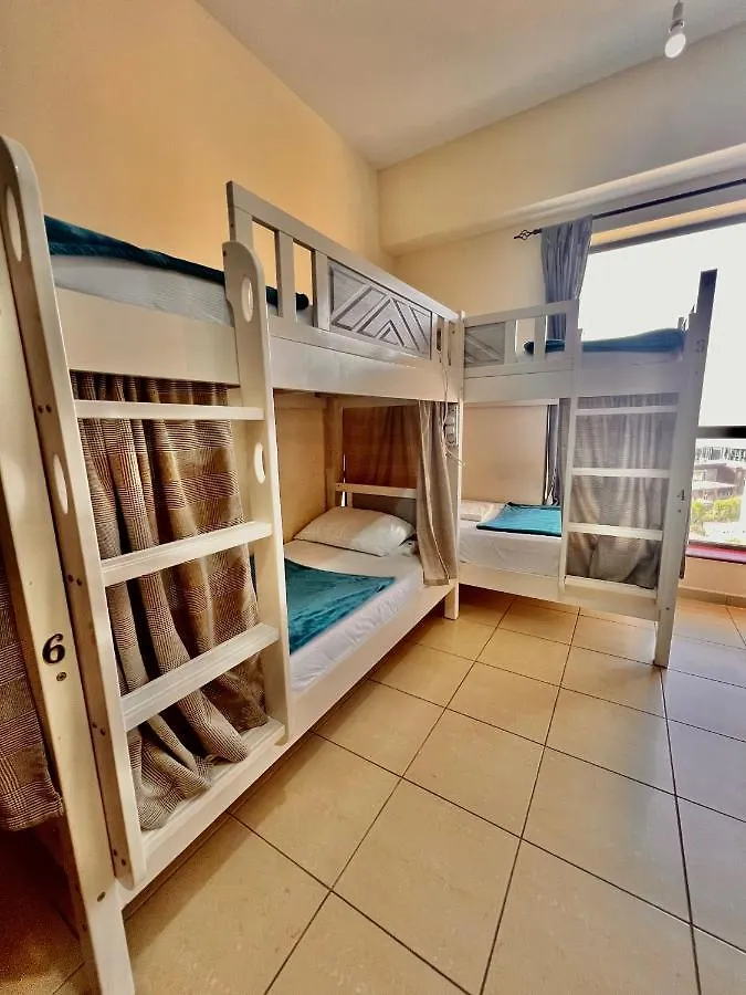 Хостел York Backpackers - Jumeirah Beach Дубай